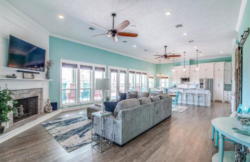 Escape Gulf Views Tiki Bar Sleeps 14 - Foto 2