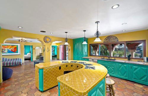 Skyline and Bay Views Spanish Villa Pool and Hot Tub - Foto 38