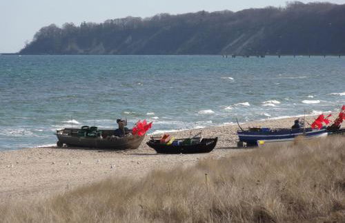 3 Zimmer Ferienwohnung Haus Meeresblick mit Meerblick A005 mit Südterrasse und Strandkorb - Foto 4