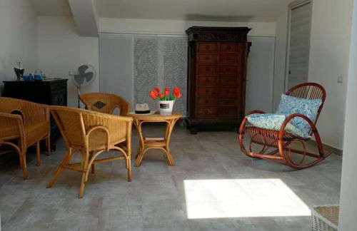 The Bays - La Mansarda ad un passo dal mare - Foto 2