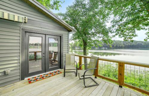 Private Island Home in Belding with Dock and Grill! - Foto 16