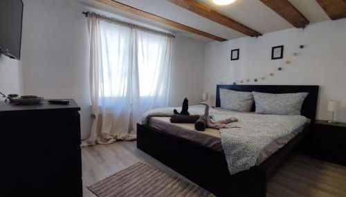 FeWo Innenstadt mit Dachterasse, Grill, bis 8 Personen, 3 SZ - Foto 5