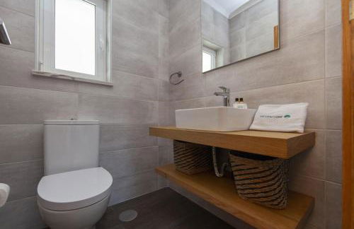 D13 - Eiras Velhas Holiday House in Almádena - Foto 51