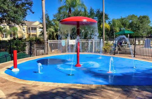 Magical Getaway Close to Disney! Pool, Gym, & WiFi - Photo 29