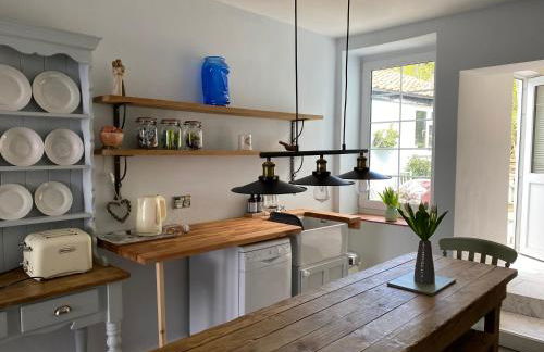 Aurora Tor - Photo 13