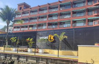 Flat frente mar no Shopping Piratas , com estacionamento - Foto 8