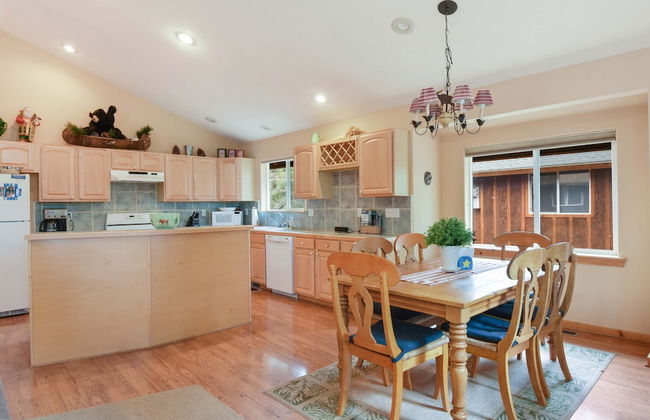 Kings Beach Bliss Walk to Outdoor Fun! - Photo 16