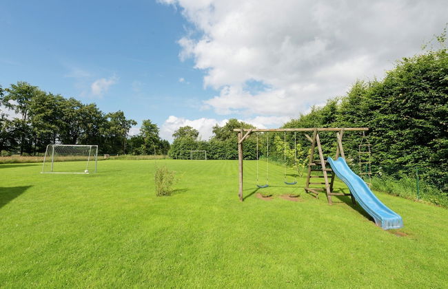 Spacious Retreat by Lake - Photo 38