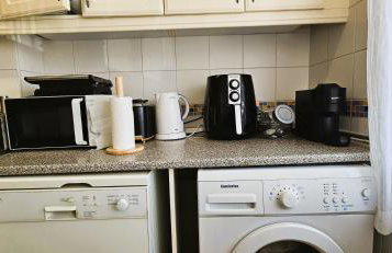 Modern 3 Bed Flat - Beaches, Expo & City Fun - Your Gateway to Lisbon - Foto 38