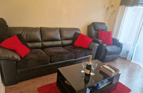 Cosy Two-Bedroom house with study room in a good location in Brentry - Foto 3