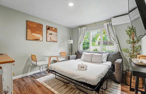 Restful Retreat - Vibrant - Tranquil Yard - Foto 14