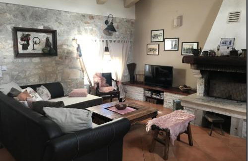 BEST PRICES VILLA NINI with private pool, barbecue,bike, fireplace, and much more - Foto 8