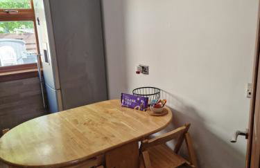 Self-catering extended family home - Photo 18