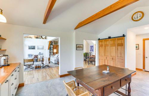 Chic Addison Home with Fire Pit on 8 Private Acres! - Photo 11