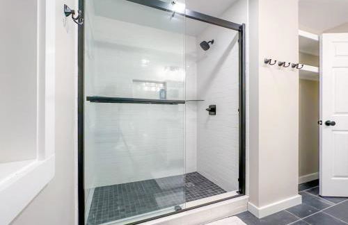 Spa Lodge Sleeps 9 Sauna Hot Tub Mtn Views - Foto 17