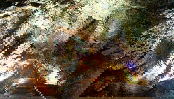 Recorriendo las grutas Nombre de Dios