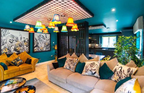 Trewhiddle Retreat V3 by Together Travel - Luxury 4-Bedroom Villa - Foto 1