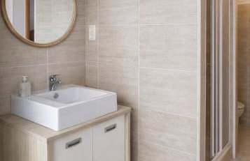 Ático con piscina, terrazas y vistas al mar - Foto 53