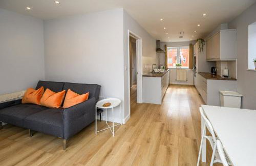 Dings House With FREE Parking In Super Central South West City Location By STAE-Homes - Foto 2