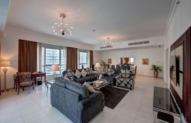 Marina Hotel Apartments - Photo 16