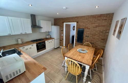 7 - Otters Halt - Dog friendly home & sleeps 6 - Photo 5