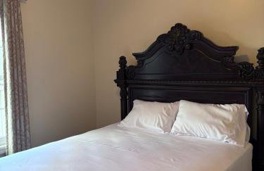 Luxury 3 BedRoom Apartment with Private Entrance plus Free Parking - Foto 24