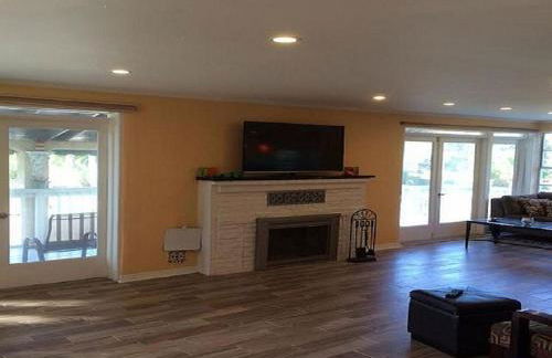 Spacious Beach House Unit,Beautifully Furnished 2 Bed 2Bath./2Min.Walk To Beach - Foto 11