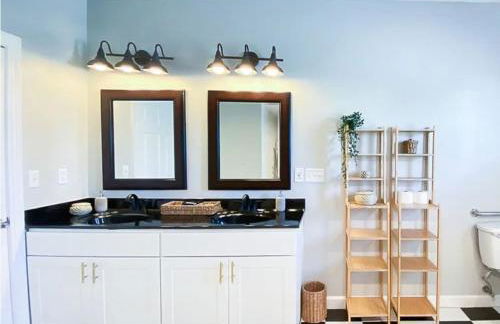 Sojourn The Lighthouse Beach Front Resort Villa - Photo 7