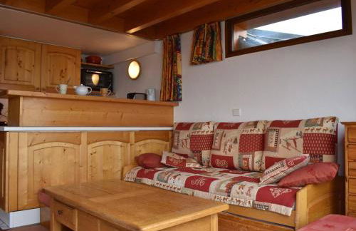 Charmant 2 pièces mezzanine, 6 pers, centre Méribel, proche pistes et commerces - FR-1-180-364 - Foto 2