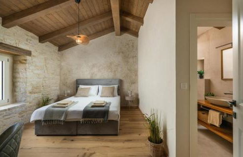 Nice Home In Zminj With Sauna - Photo 36