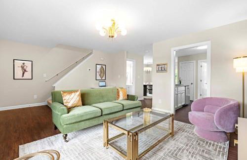 Raleigh Retreat w Fire Pit Patio & Workspace - Foto 7