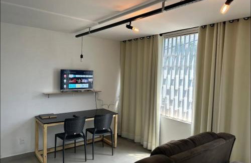 09 - ESTÚDIO COMPLETO com Ar condicionado, Cozinha, Vaga de garagem, bem localizado, próximo ao LifeCenter - Foto 33