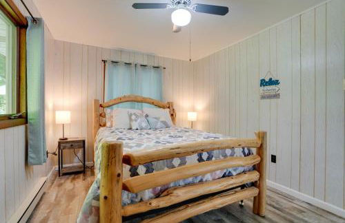 Lakefront Home in Hartford Hot Tub, Kayaks and Dock - Foto 15