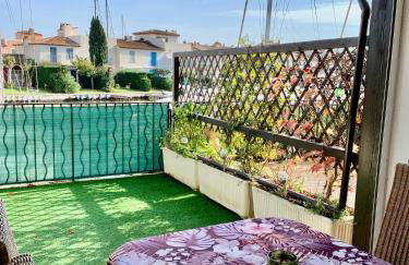 Appartement rue de l'amarrage à PORT GRIMAUD avec Terrasse vue canaux et garage - Foto 2
