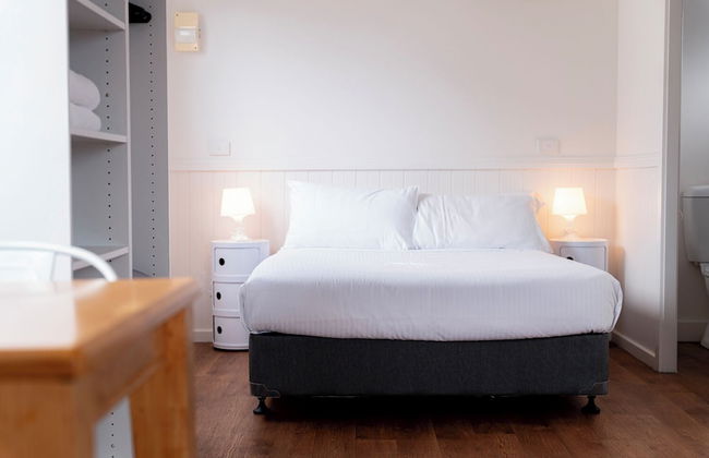 The Black Dolphin Holiday Park - Photo 33