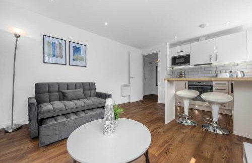 Stylish Wilmslow Retreat, Perfect for Business & Long Stays - Foto 1