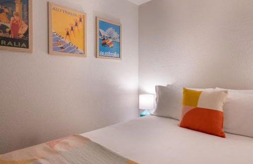 Mid-Century Modern Home - Hot Tub and Game Room - Foto 56