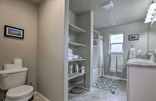 Chic Bend Home with Deck Less Than 3 Mi to Downtown! - Foto 13