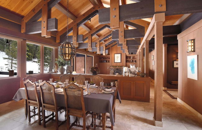 Joy on the River Stunning Waterfront Home for 10 - Foto 33