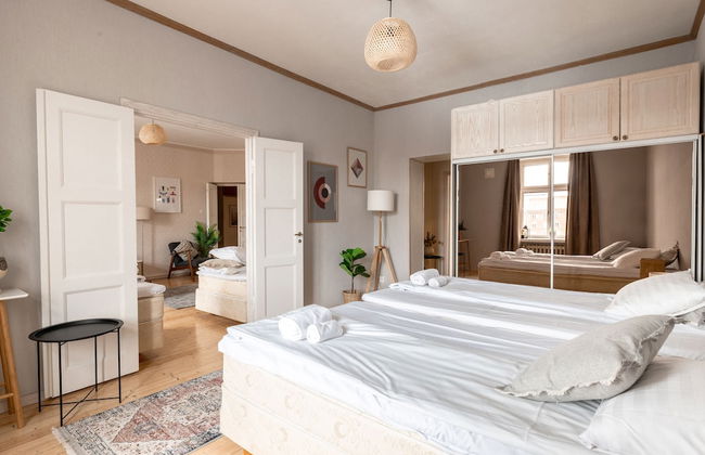 2ndhomes Bright 125m2 4BR Center Apt - Foto 7