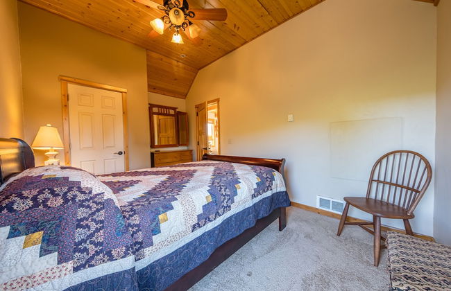 The Cabin on the Ranch - Photo 5