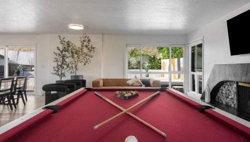 2-Story Sanctuary - Spacious Hot Tub - Billiards - Foto 2