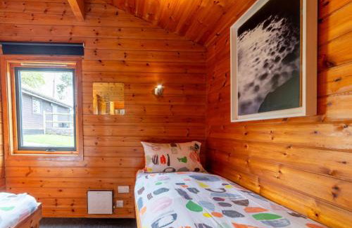 Chalet Lodge 4 - Hot Tub Lodge by Interhome - Foto 29