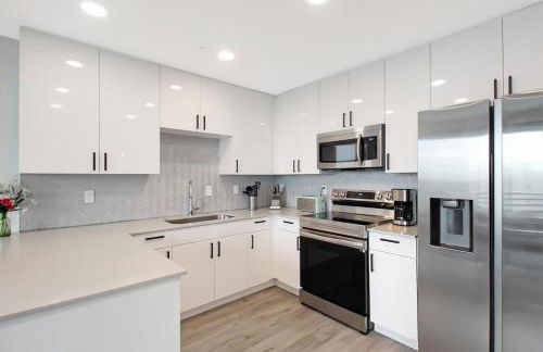 Luxury Condo Living on Sarasota Bay, Minutes From Downtown - Foto 42