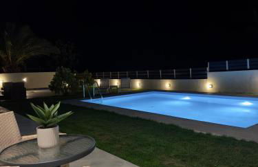 Villa Rose Ground Floor - Private Swimming Pool Garden - Foto 52