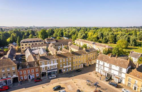 Stunning & spacious Georgian town house in St Neots town centre with parking - Foto 47