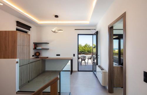 Sunnyside Villas, Just Steps to the Beach & Restaurants, By ThinkVilla - Photo 73