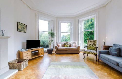 Modern 5BR Country Escape Hot Tub & Large Garden - Foto 14