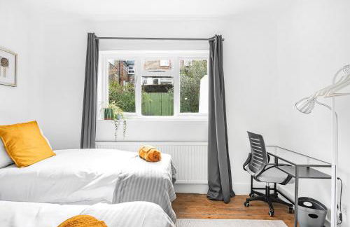 Urban Haven 2-Bedroom Apt, SW17 London - Sleep 5 - - Photo 6