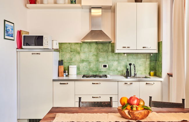 2 bedroom Apartment in Bellano with garden - Photo 11